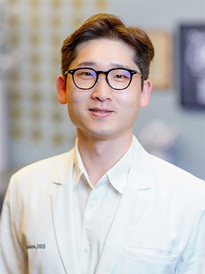 Dr. Joshua Jeon